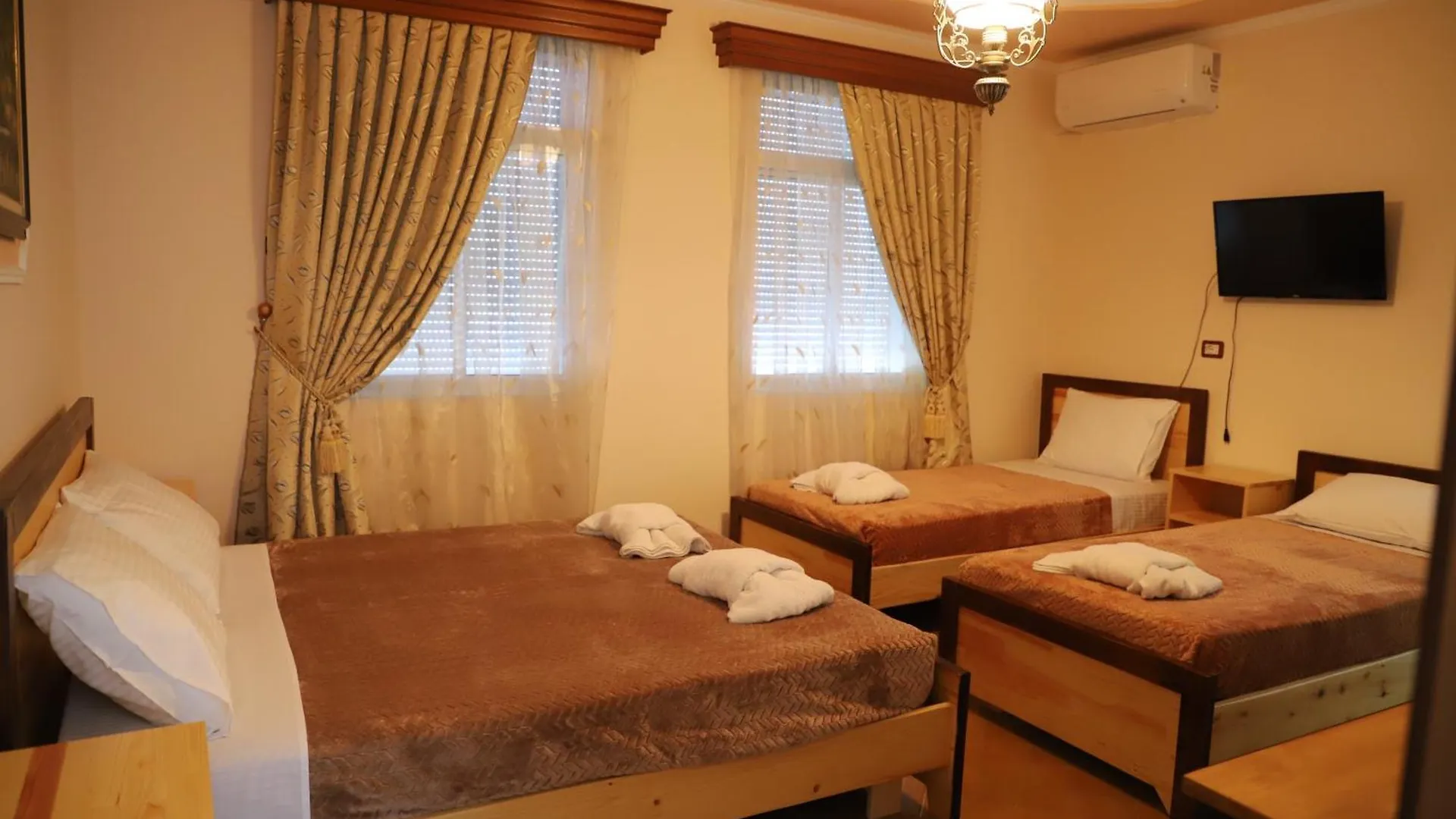 Jatroi Guesthouse ベラト アルバニア