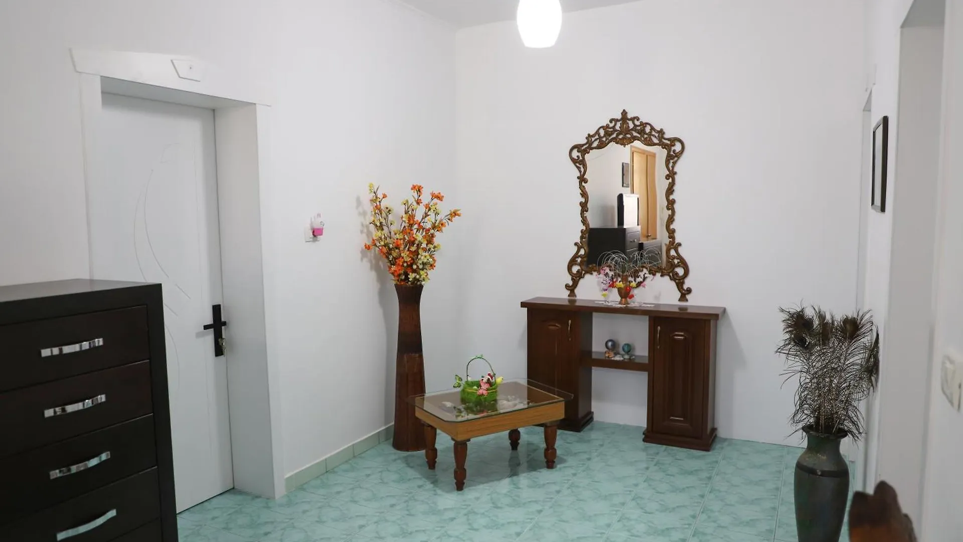 ゲストハウス Jatroi Guesthouse ベラト